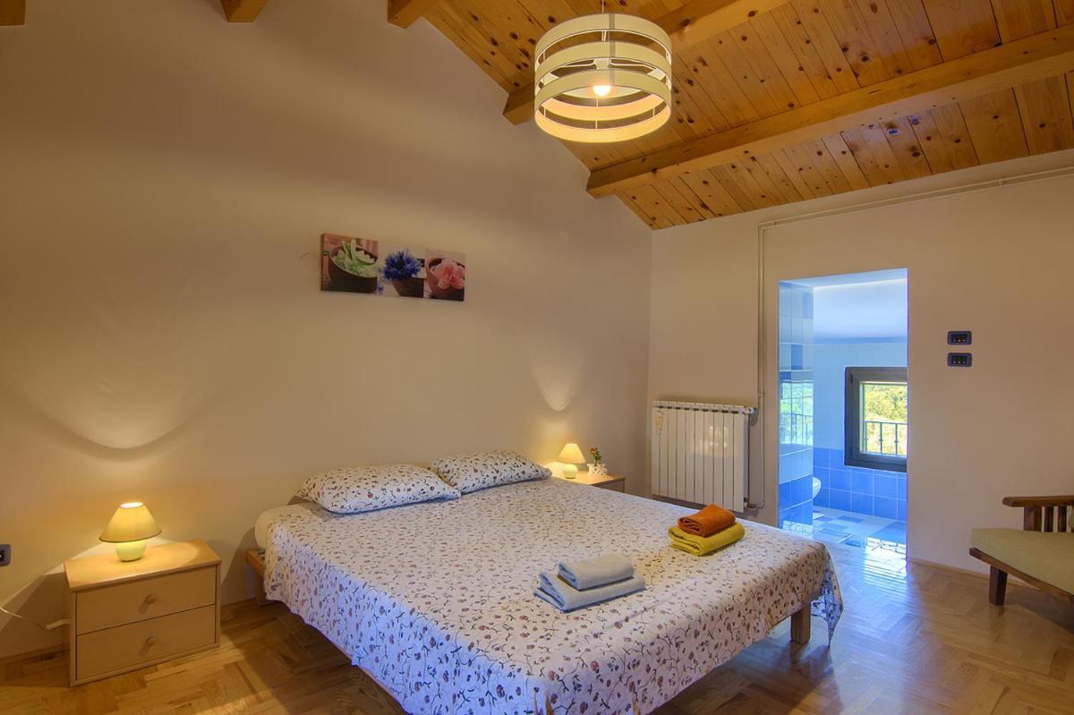 Holiday Home Kukurin Бале Экстерьер фото